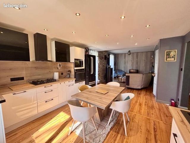Duplex 3 pièces 82 m²