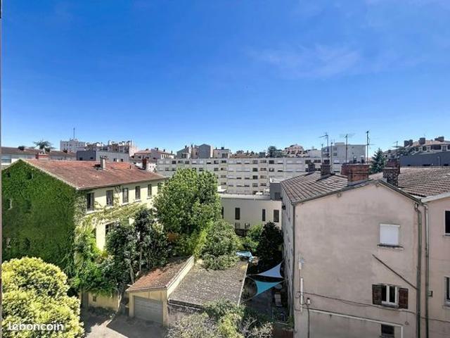 Duplex 3 pièces 82 m²