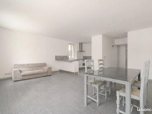 Duplex 3 pièces 85 m²
