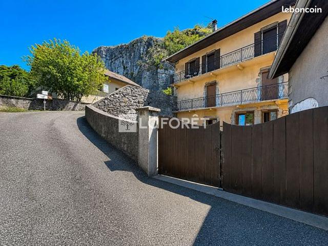 Duplex 3 pièces 92 m²