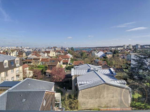 Duplex 3 pièces proche gare