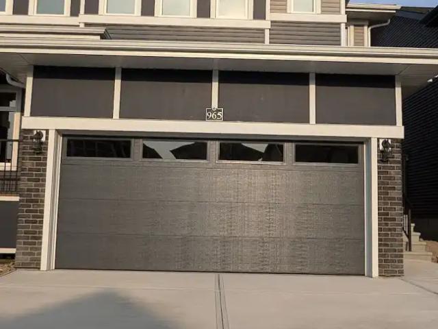 Duplex 3br and 2.5b with attached double car garage