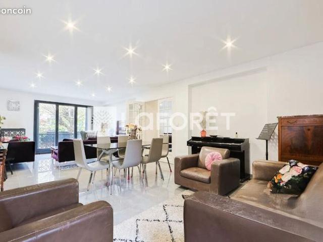 Duplex 10 pièces 171 m²