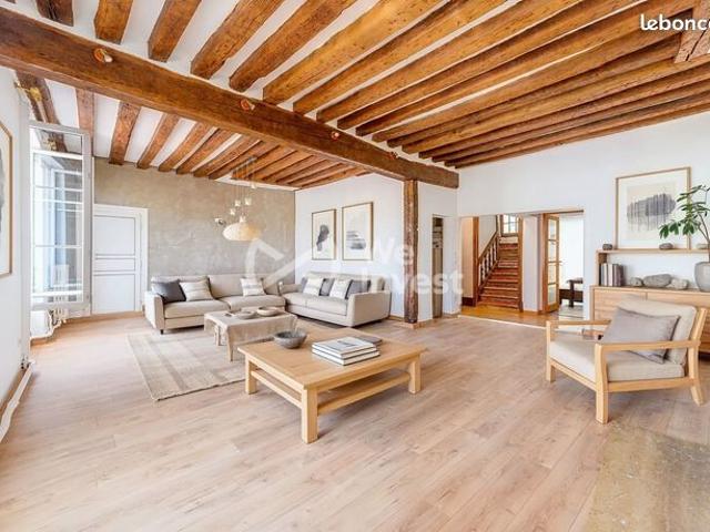 Duplex 10 pièces 187 m²