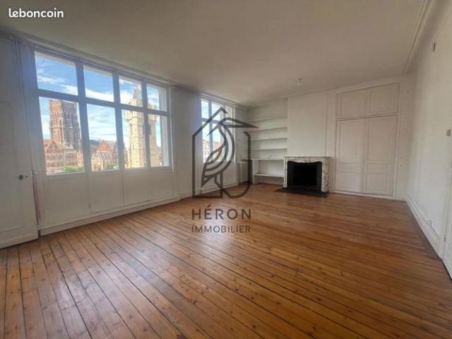 Duplex 10 pièces 275 m²