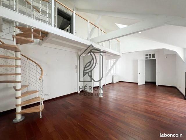 Duplex 10 pièces 275 m²