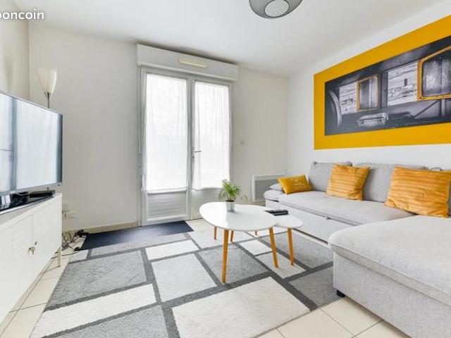 Duplex 11 pièces 36 m²