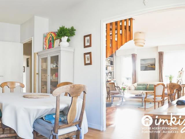 Duplex 137 m2 carrez 168m² sol 5ch, Pl Alex. 1er