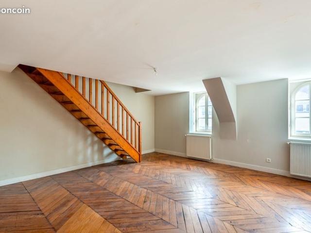 Duplex 130 m² 4 chambres Presqu'île de Lyon