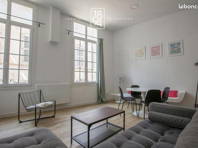 Duplex 1 pièce 67 m²