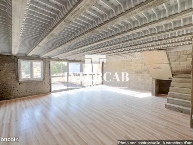 Duplex 1 pièce 107 m²