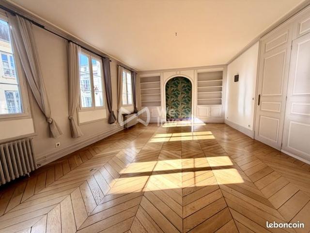 Duplex 1 pièce 142 m²