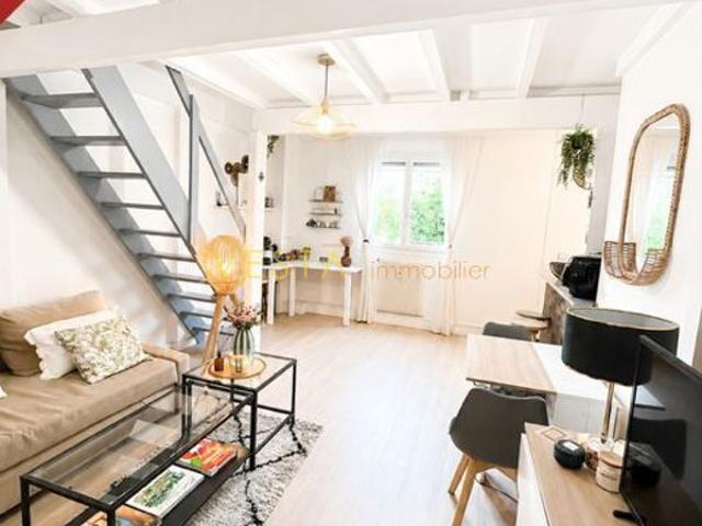 DUPLEX 2P BAS MONTREUIL REPUBLIQUE