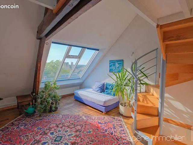 Duplex 7 pièces 145 m²