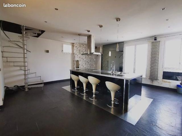Duplex 7 pièces 148 m²
