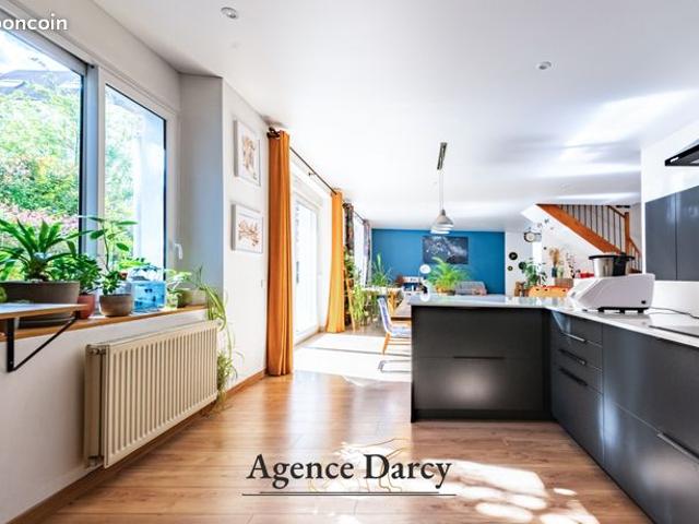 Duplex 7 pièces 191 m²