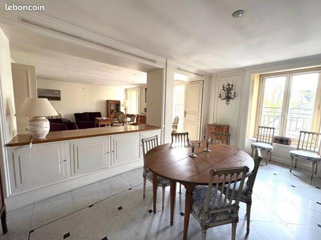 Duplex 7 pièces 206 m²