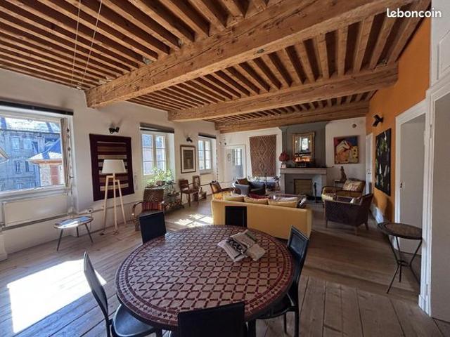 Duplex 7 pièces 200 m²