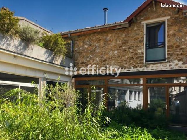 Duplex 7 pièces 216 m²