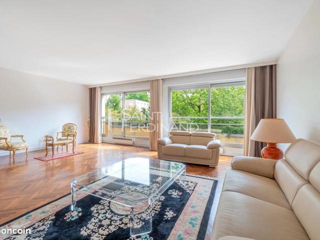 Duplex 7 pièces 218 m²