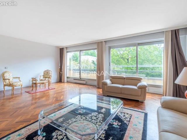 Duplex 7 pièces 218 m²