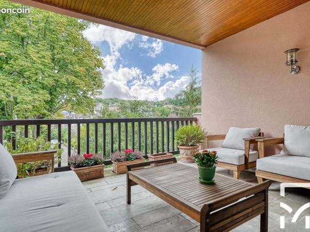 Duplex 7 pièces 210 m²