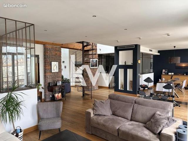 Duplex 7 pièces 230 m²