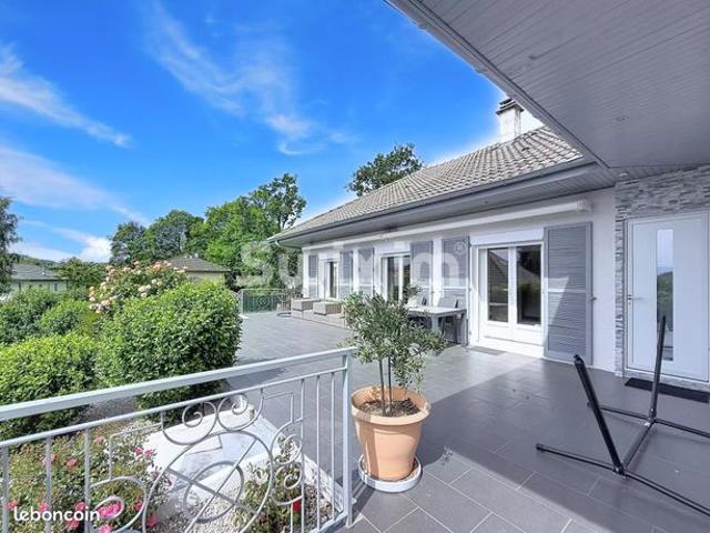 Duplex 7 pièces 245 m²