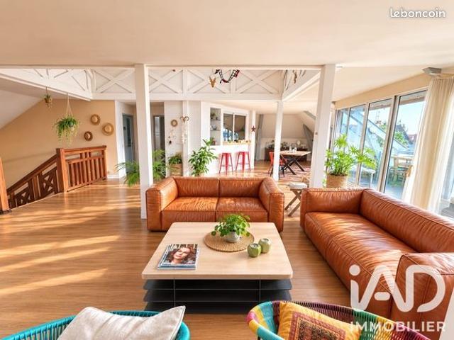 Duplex 7 pièces 255 m²