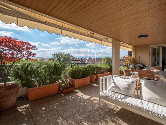 Duplex 7 pièces Attique Lumineux à Saint Julien en Genevois, Proche Genève