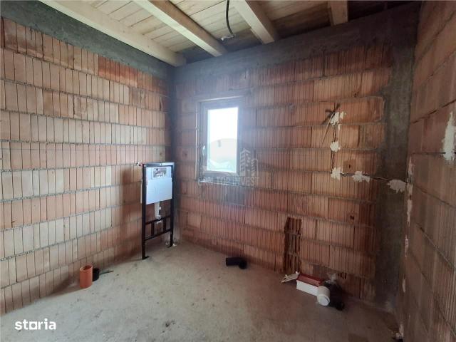 Duplex 4 camere 270mp teren zona Selimbar