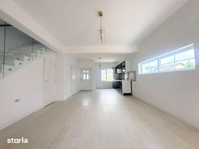Duplex 4 camere in cartier Europa Mosnita Noua