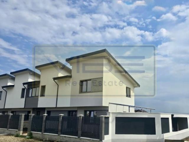 Duplex 4 camere Miroslava Rond Valea Ursului