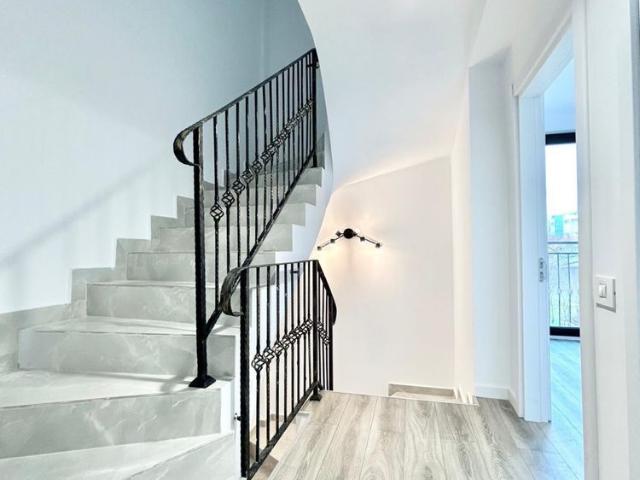 Duplex 4 camere | Pipera – zona lac | curte | parțial mobilată