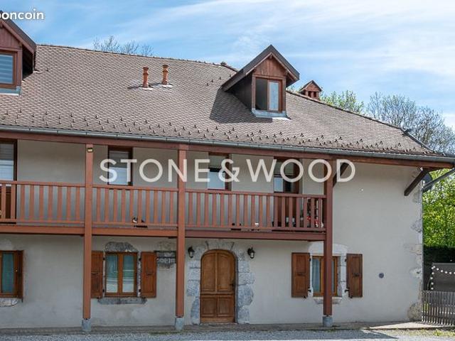 Duplex 4 pièces 102 m²