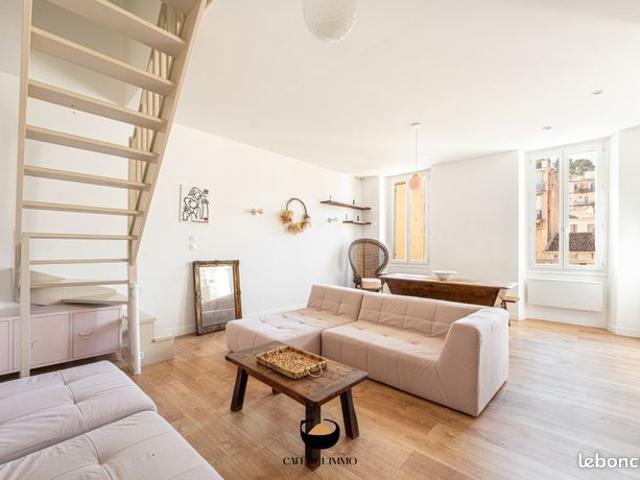 Duplex 4 pièces 111 m²