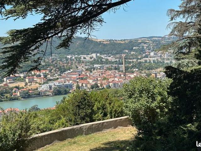 Duplex 4 pièces 131 m²