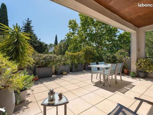 Duplex 4 pièces 77 m²