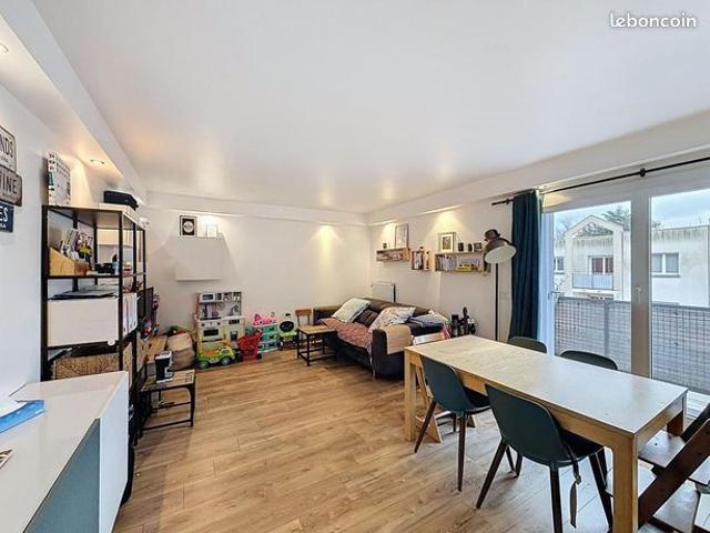 Duplex 4 pièces 77 m²