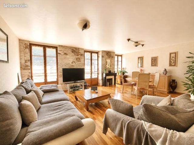 Duplex 4 pièces 77 m²