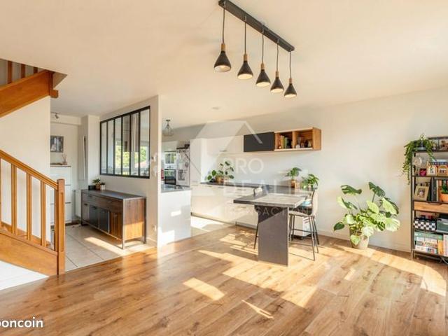 Duplex 4 pièces 77 m²