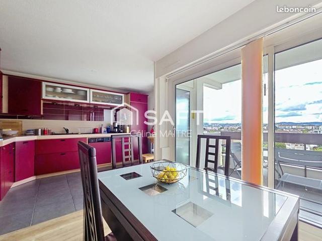 Duplex 4 pièces 80 m²