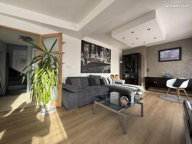 Duplex 4 pièces 84 m²