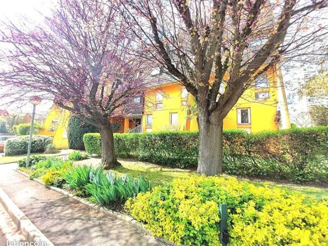 Duplex 4 pièces 90 m²