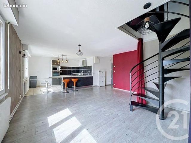 Duplex 4 pièces 90 m²