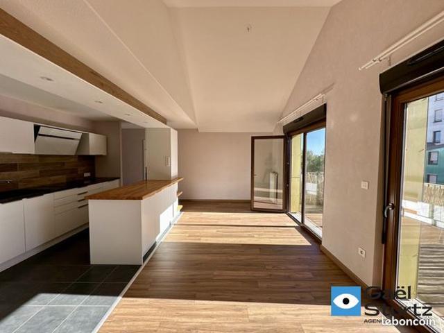 Duplex 4 pièces 90 m²