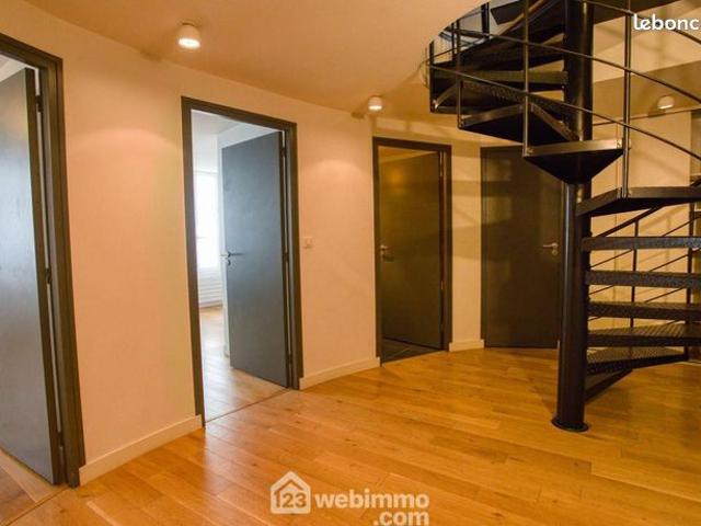 Duplex 4 pièces 91 m²