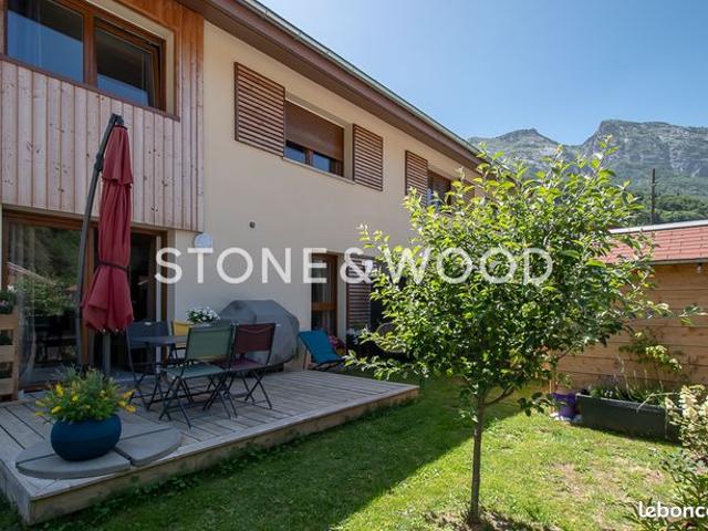 Duplex 4 pièces 93 m²