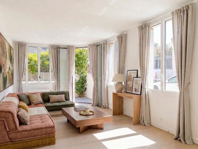 DUPLEX 4 pièces à Paris 75019