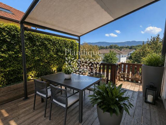 Duplex 4 pièces avec terrasse, balcon et double garage à Saint Julien en Genevois